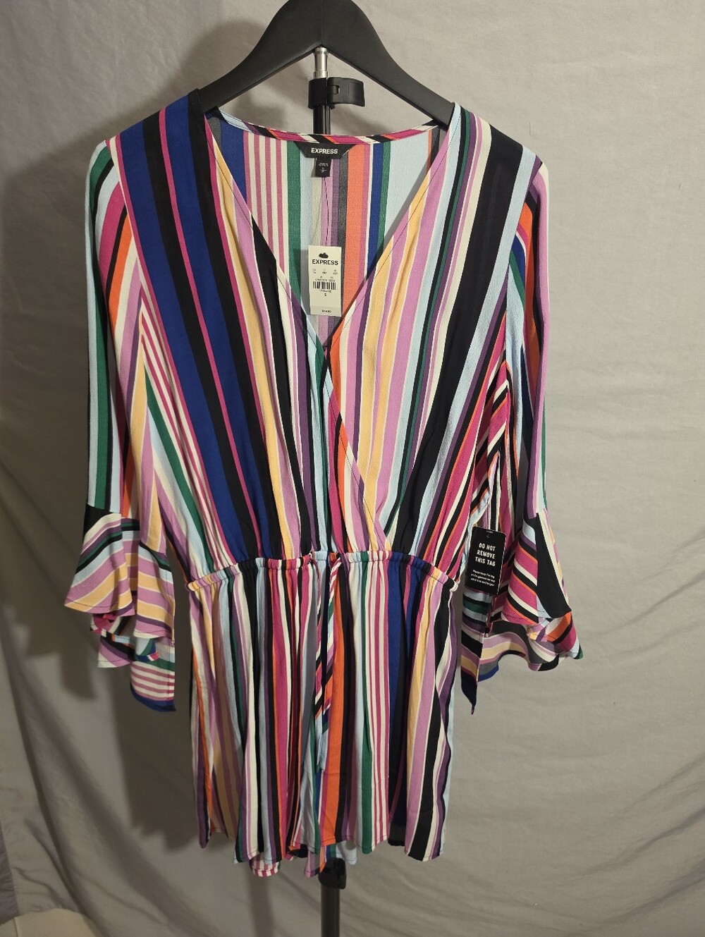 Express Multicolor Striped V-Neck 3/4 Flared Sleeve Woven Romper Sz S